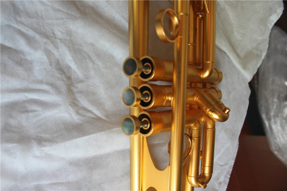 MMOOKA Professional Grade dotted gold Super Heavy trim trumpet