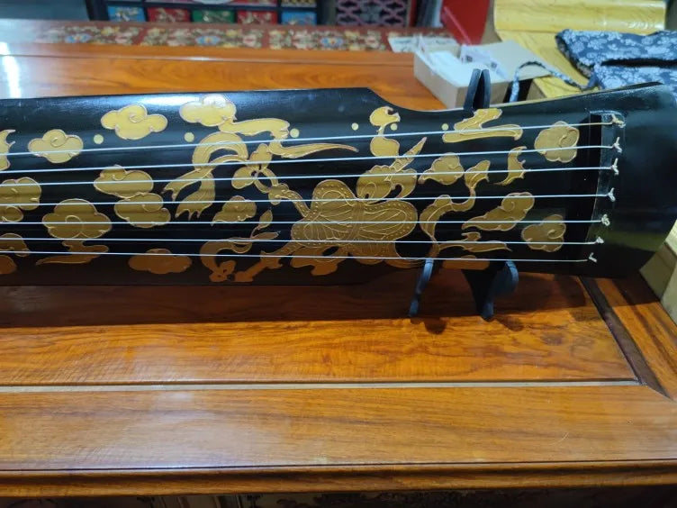 Hand drawn guqin can be played and decorated Chinese string instruments