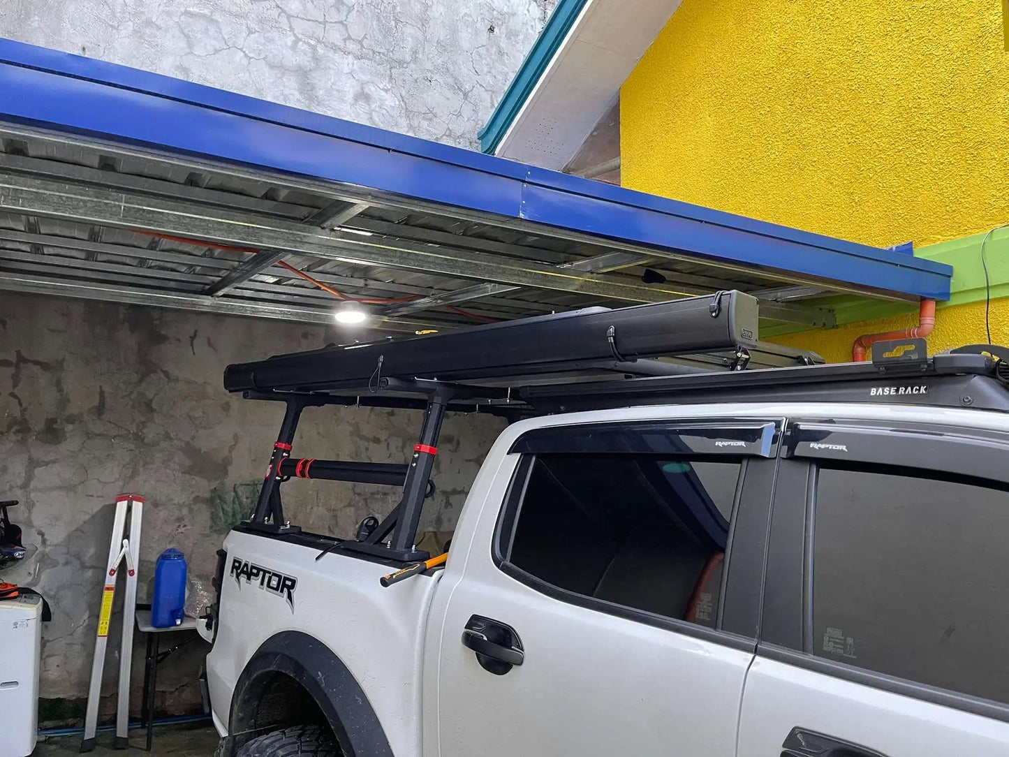 I 2022 Best Supplier Factory Sunshade Wing Large Camper Shower Outdoor Camping Aluminum Fishing Sun Shelter Car Side Awning