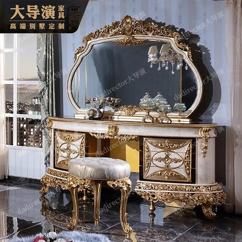 Luxurious European double bed 2m French court solid wood fabric wedding bed Large-sized villa main bed.