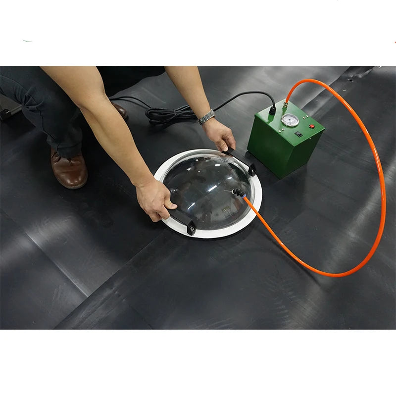 Membrane test equipment for geomembranes and roof membranes