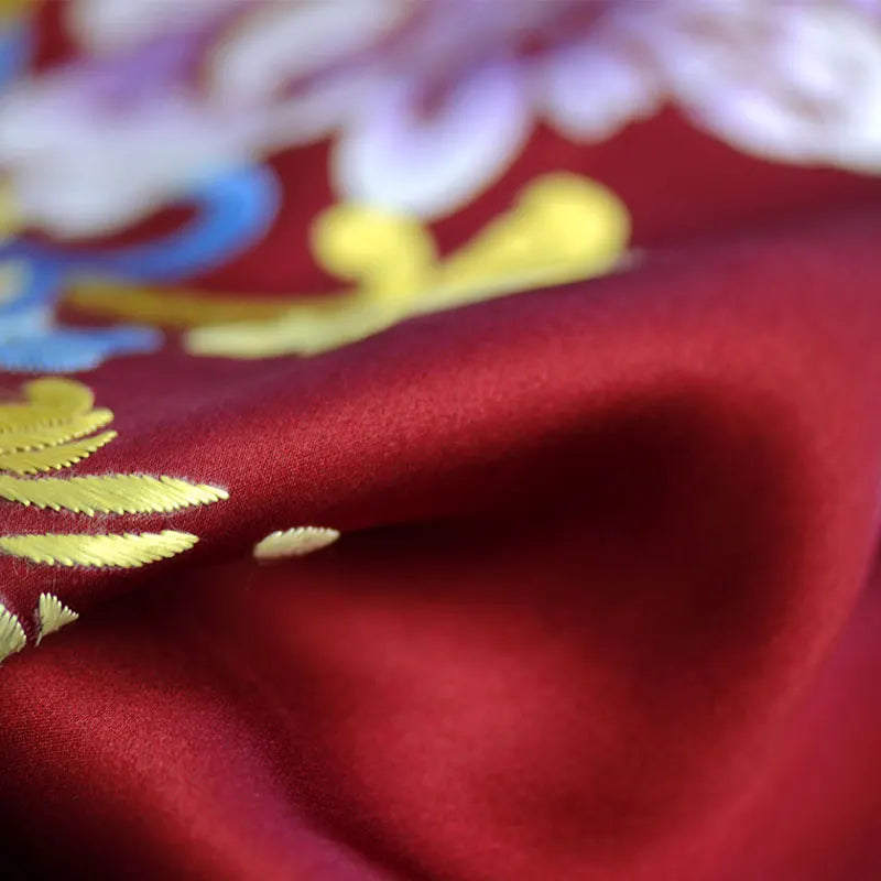 Minggu Embroidery 2023 Festival Gifts to Customers Handmade Su Embroidered Silk Shawl "Auspicious and Auspicious"