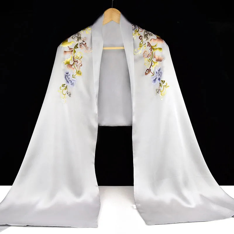 Minggu Embroidery 2023 Festival Gifts to Customers Handmade Su Embroidered Silk Shawl "Auspicious and Auspicious"