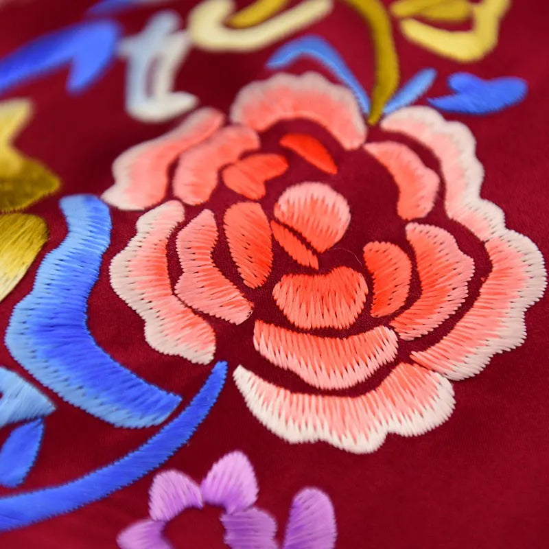 Minggu Embroidery 2023 Festival Gifts to Customers Handmade Su Embroidered Silk Shawl "Auspicious and Auspicious"