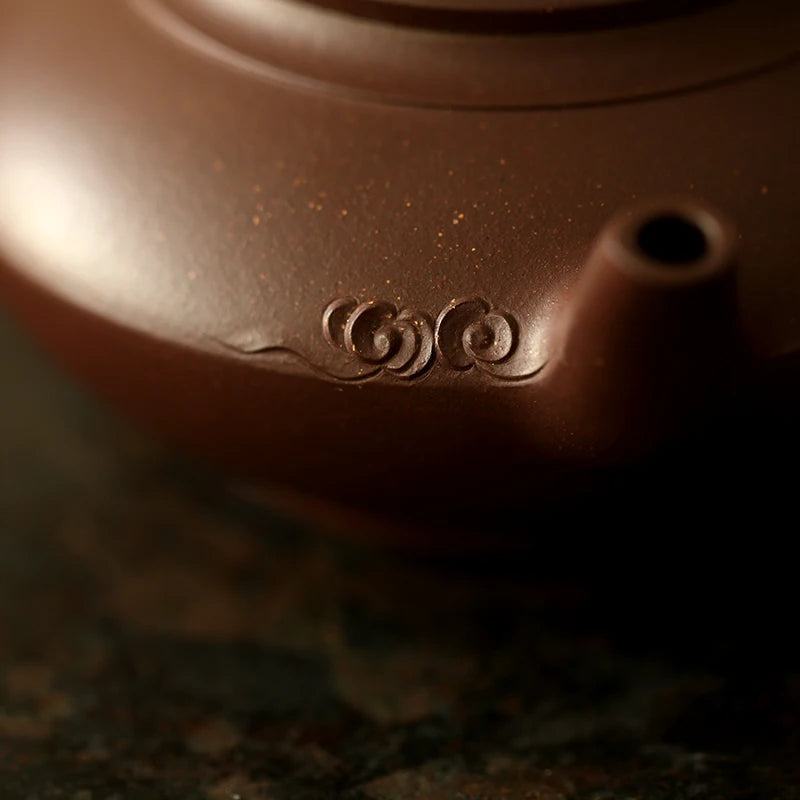 Monohydrate hall yixing undressed ore pure manual recommended lingyun purple clay pot of 320 ml flexibly moire figure