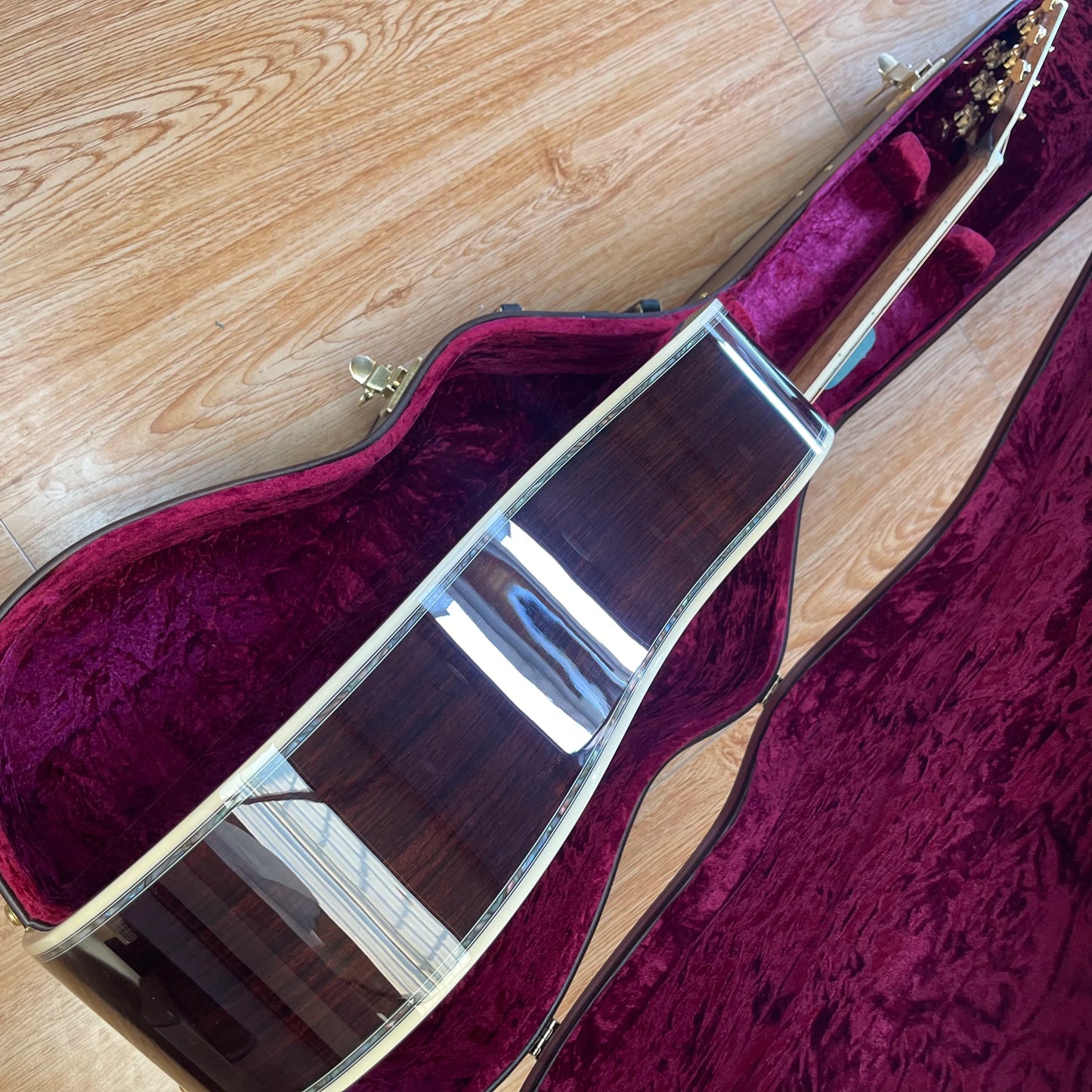 NEW 41-inch D45 series all solid wood side yellow black acoustic guitar plus with hard case 07.05