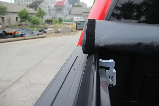 Newest Offroad Aftermarket Parts Aluminum Roll Up Bed Cover Replacement Black Lock Soft Tonneau Cover For Ram 1500 02-18