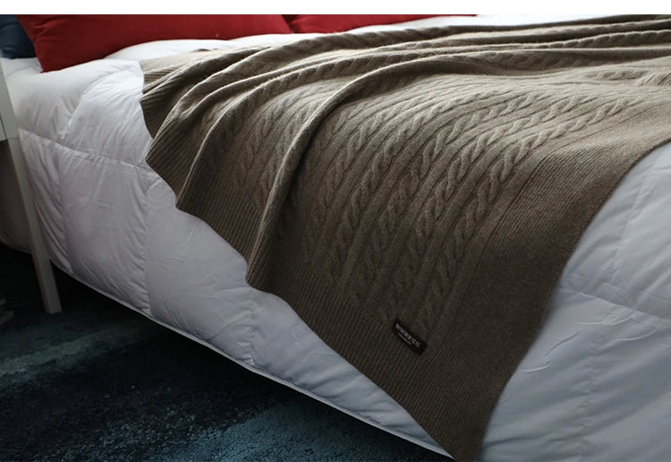Nordic pure cashmere blanket bed leisure blanket pure color small twisted flower soft skin-friendly moisture-proof winter warm