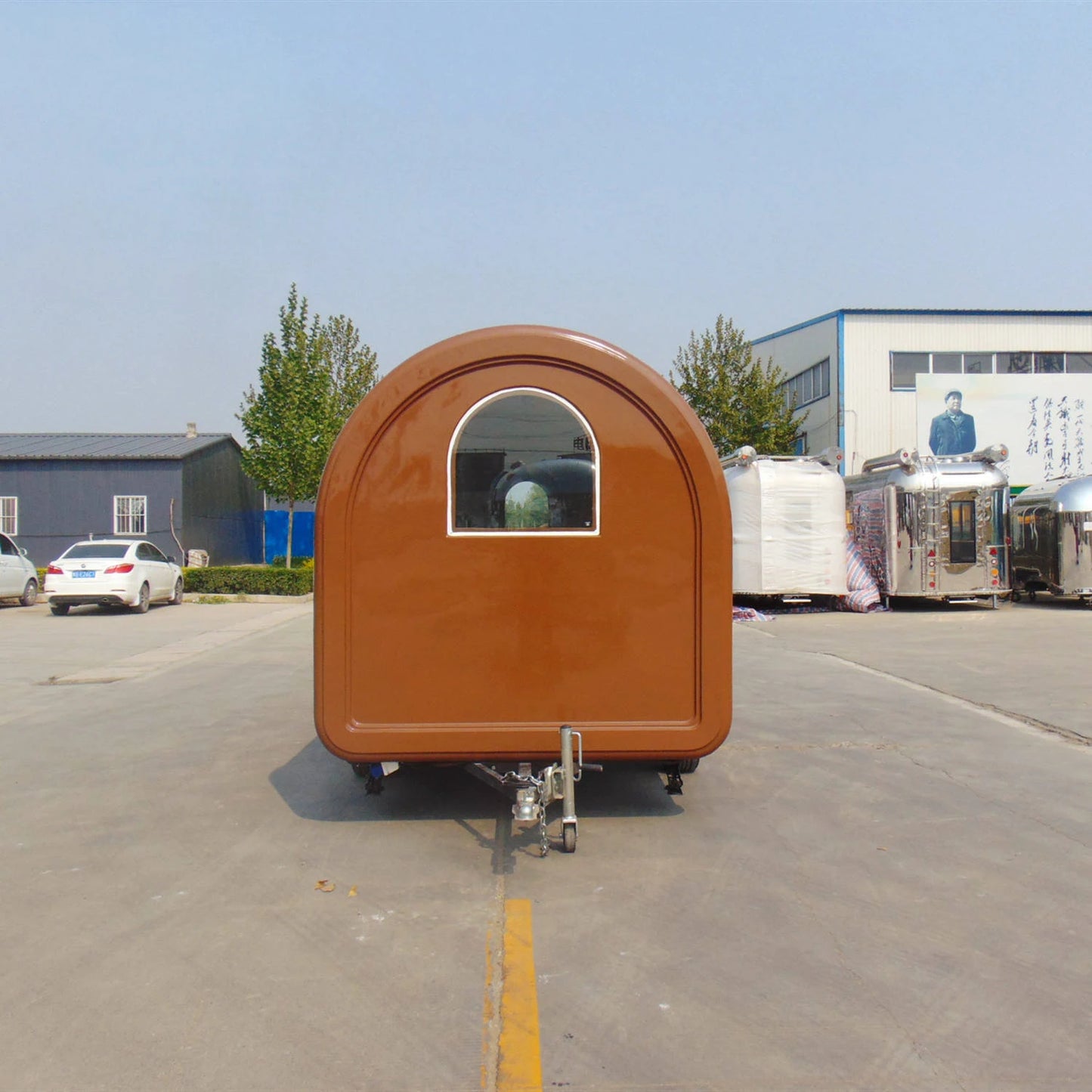 Outdoor shops, food trucks, mobile food trailers can be customized for food trucks