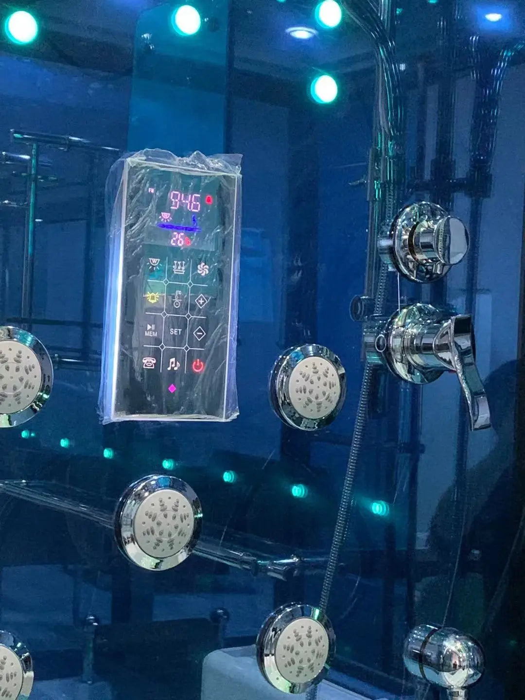 Rectangular overall shower room, bathtub, integrated with foot pedal, wet steaming, surfing, massage bathtub