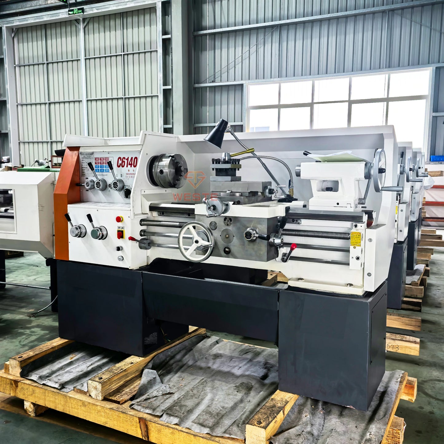 ANTNX High Precision CNC Lathe Single Metal Machine Model C6140 with 1000mm X1000mm Range ANTNX.COM