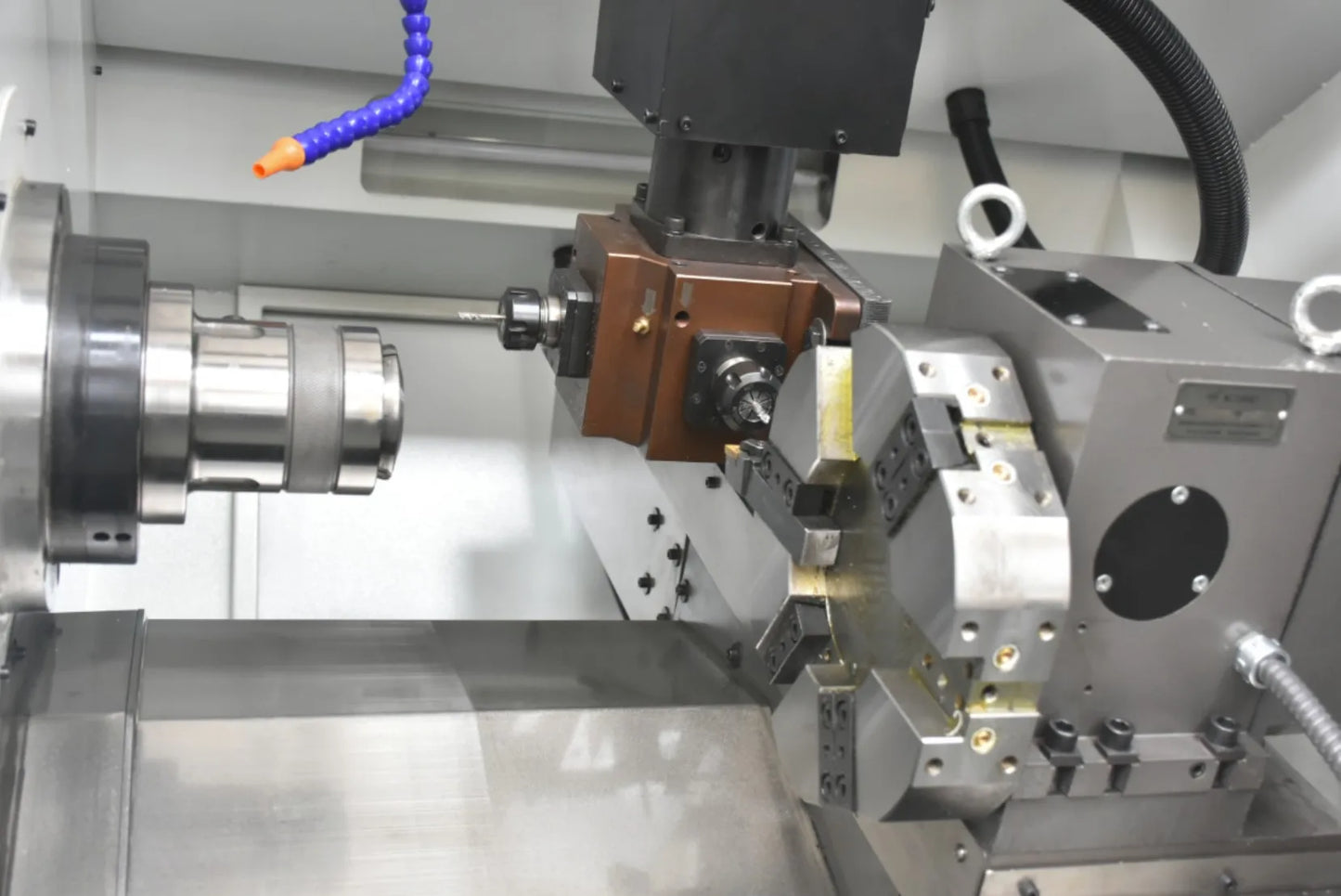Cnc Lathe Machine Slant Turing CK32 Full New For Sale 4 Tools Station Turret Metal Tool China Sea Shipping