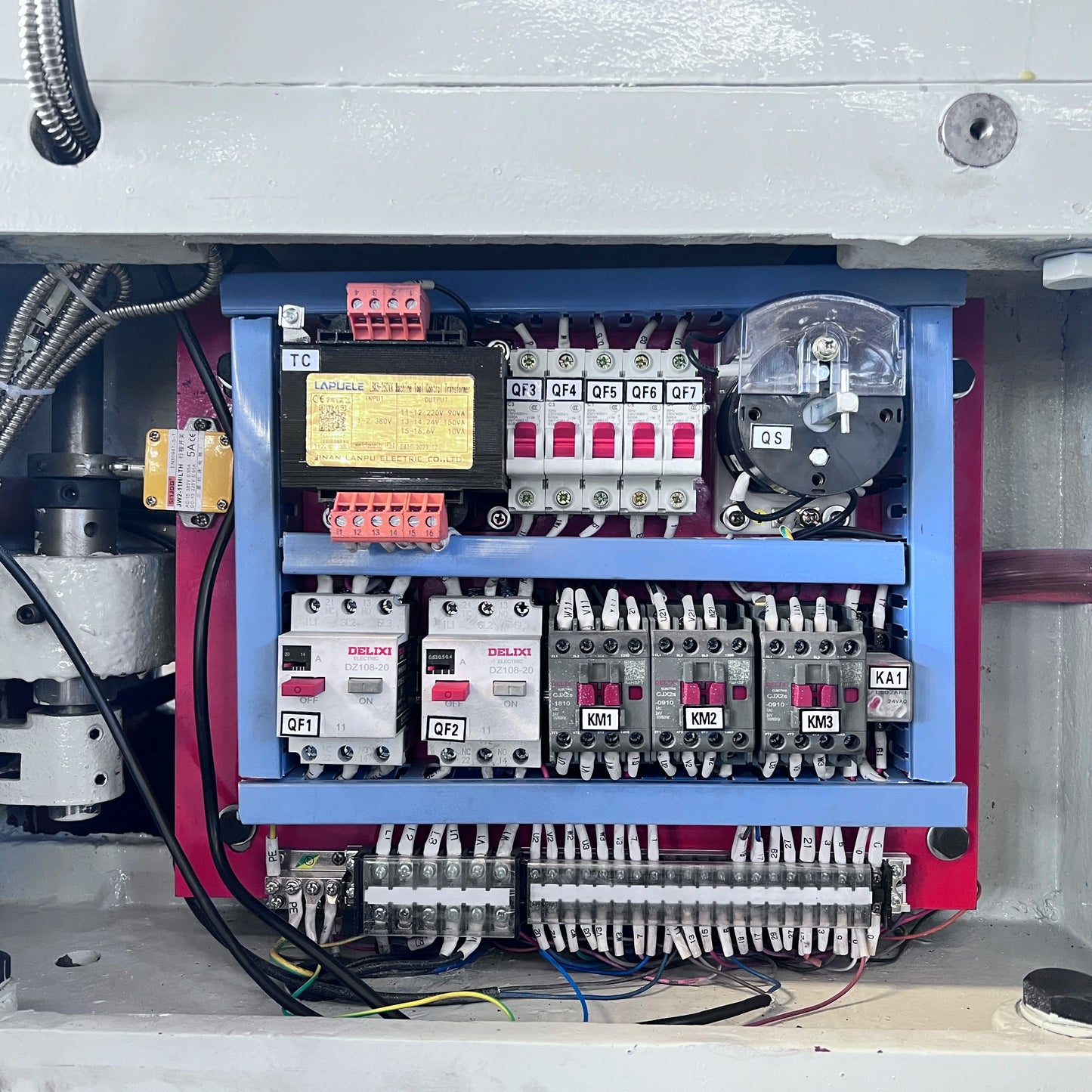 ANTNX Mini Metal Lathe C6140/C6150 High Precision Good Rigidity Heavy Duty Industrial Household Use New Condition Motor ANTNX.COM