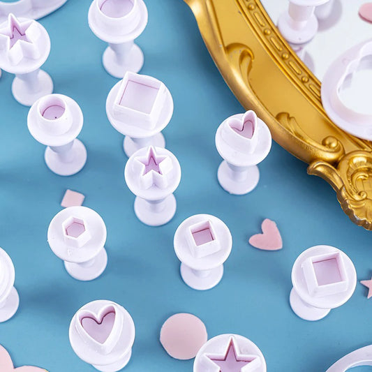 MMOOKA MMOOKA 3/4Pcs Ceramic Cutting Mold Clay Polymer Pottery Sculpture Cutter Heart Star Shaped DIY Geometric Snow Figure Modeling ToolMMOOKA.COM