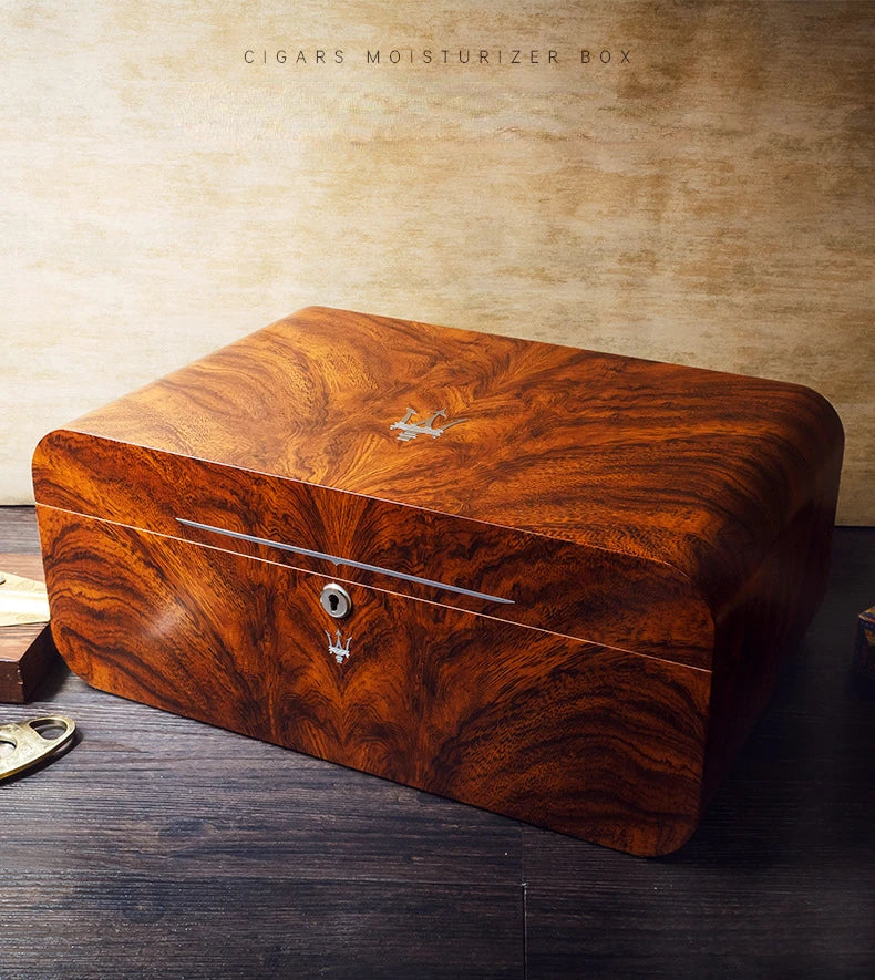 Luxury Cedar Wood Humidor - European Finish Smoking Accessories