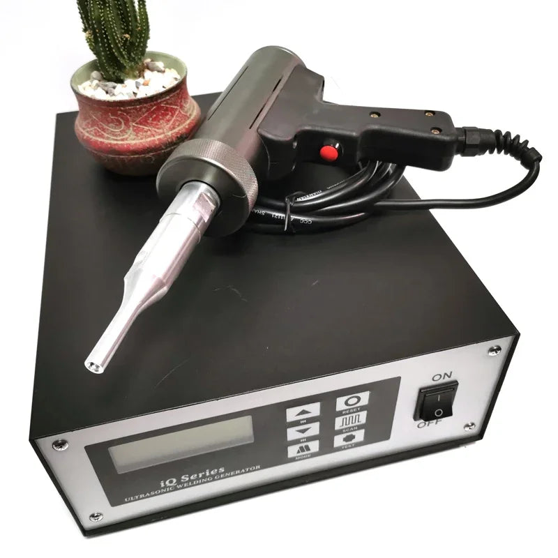 ANTNX 35KHZ Portable Ultrasonic Welding Equipment Fabric Handheld Spot Welder ANTNX.COM