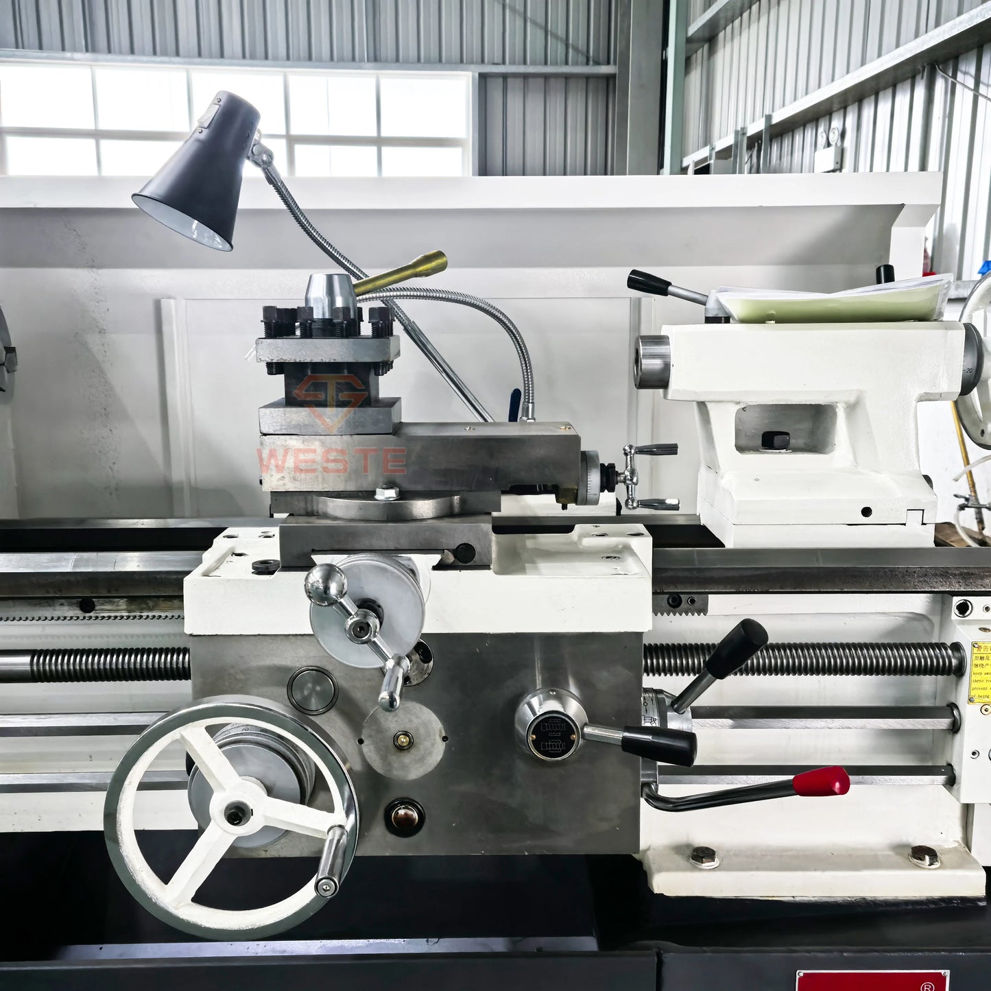 ANTNX High Precision CNC Lathe Single Metal Machine Model C6140 with 1000mm X1000mm Range ANTNX.COM