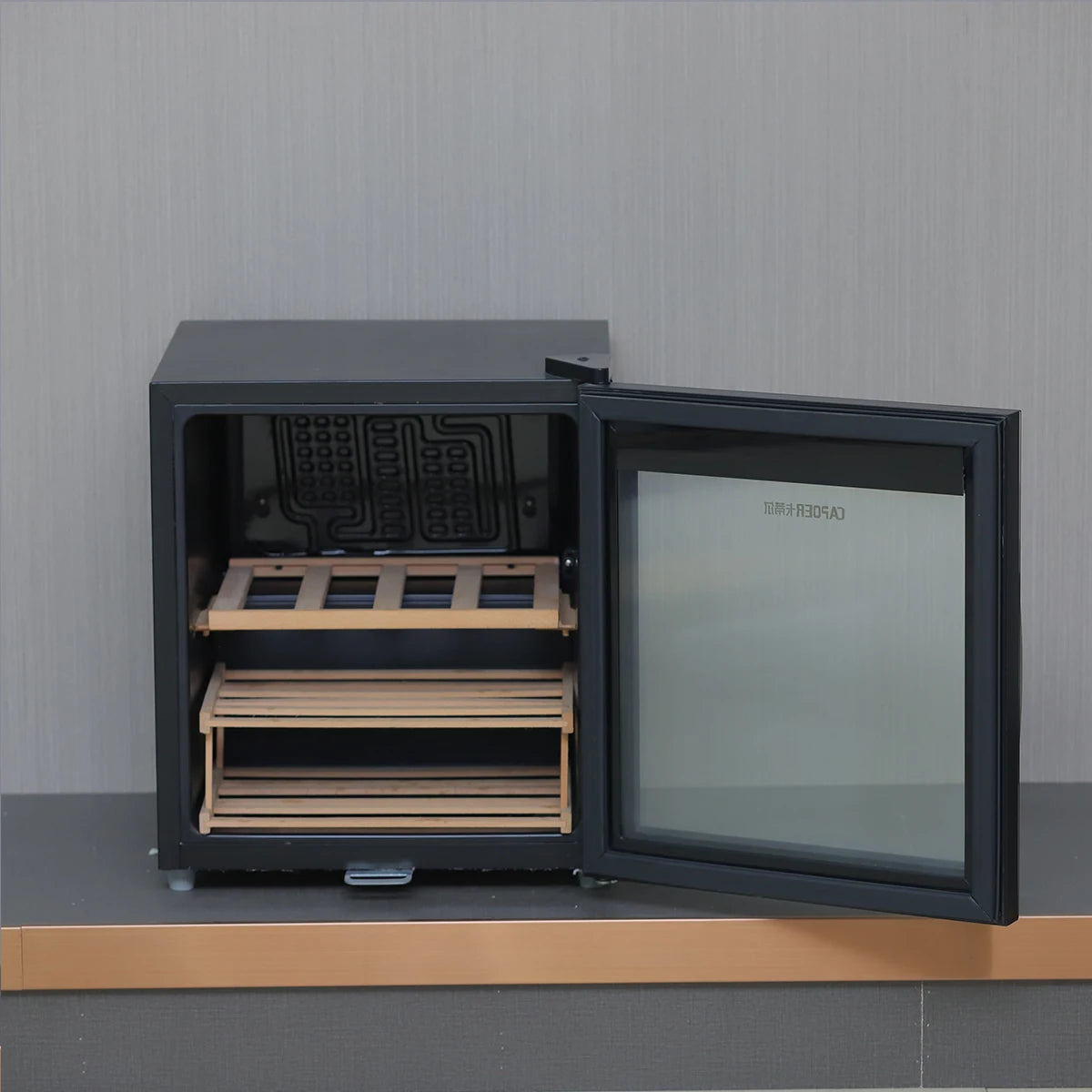 Top sale black mini wine and beverage coolers fridge JC-50