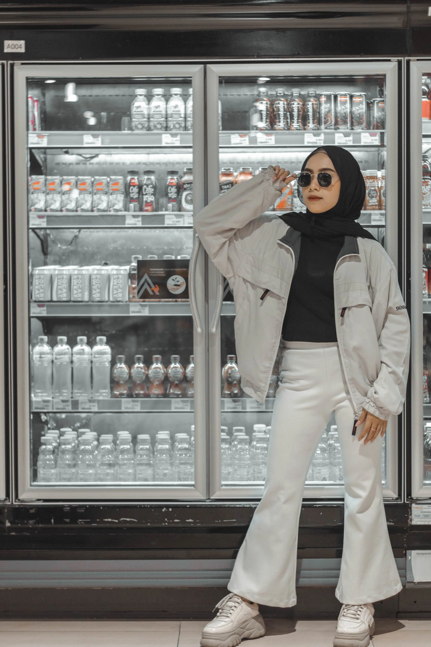 Wholesale Price Customized Color Air-Cooled Flower Display Cabinet