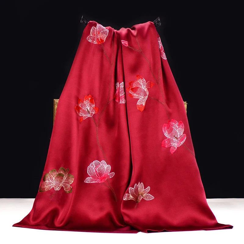 Xiuzhuang Self sells 2023 Festival Gifts for Elderly Scarves Handmade Suzhou Embroidered Mulberry Silk shawl Scarves