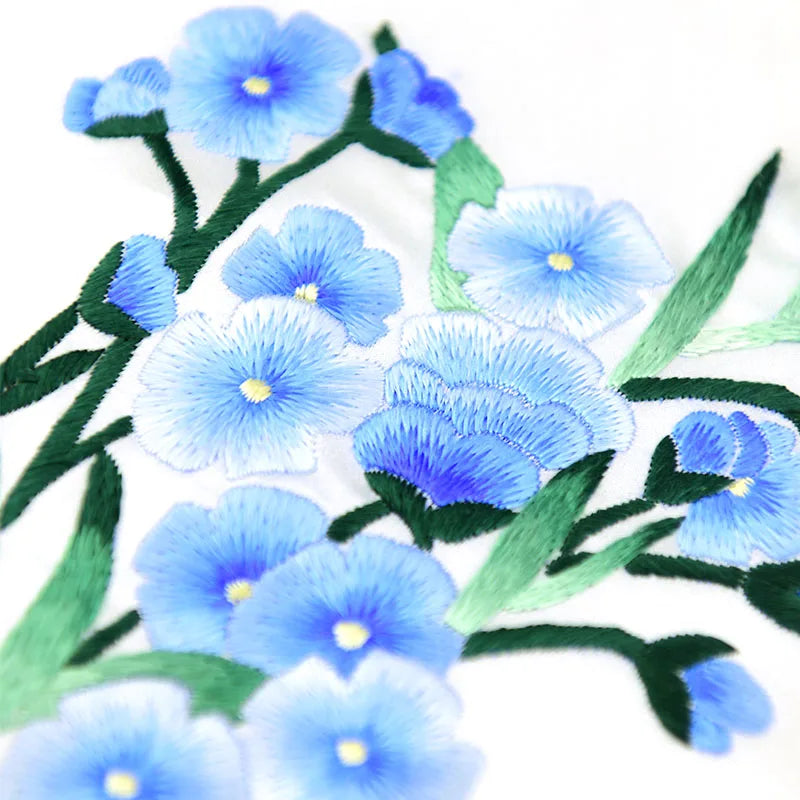 Xiuzhuang Self sold 2023 New Handmade Su Embroidered Silk Scarf Shawl for Women's Multi functional and Versatile Ethnic Style Sc