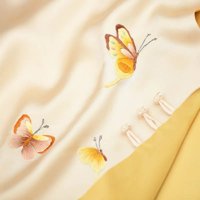 Xiuzhuang Self sold 2023 New Suzhou Embroidery Plum Blossom Butterfly Handmade Embroidered Silk Shawl Scarf Chinese Style Gift