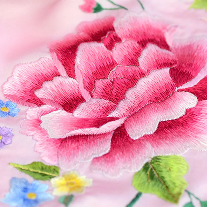 Xiuzhuang Self sold 2023 New Women's Shawl Coat Versatile Mid length Fashion Suzhou Embroidery Scarf Scarf Gift