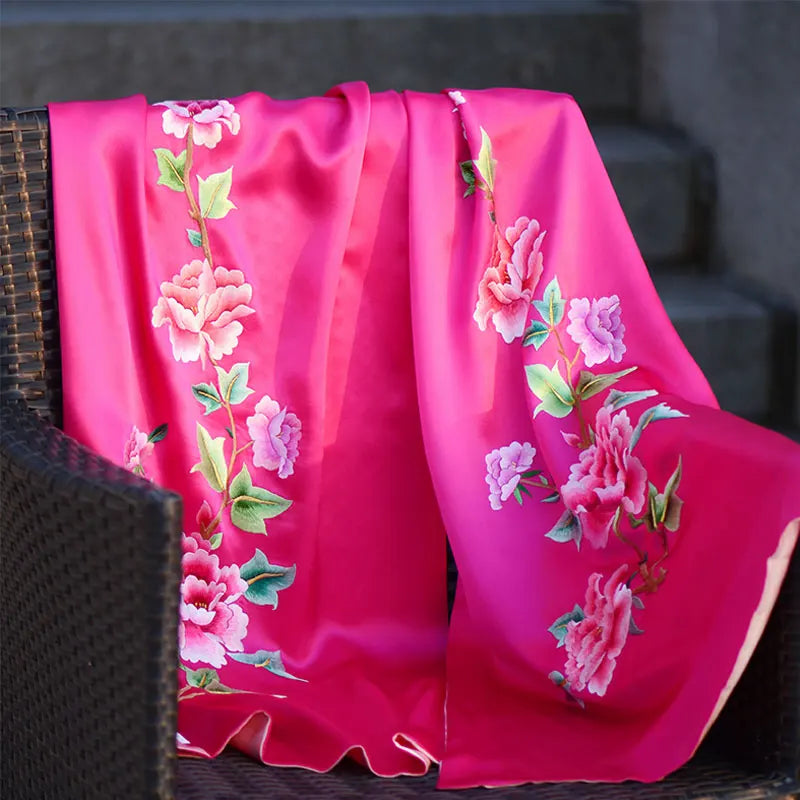 Xiuzhuang self sells 2023 high-end Chinese style holiday gifts to customers, giving shawls, women's mid length Suzhou embroidery