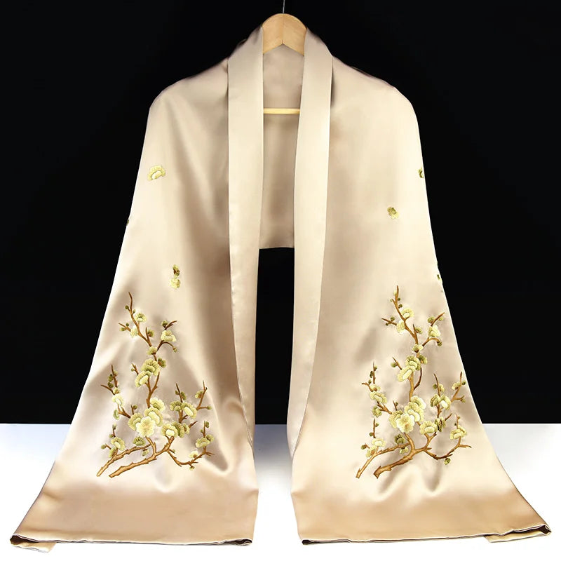 Xiuzhuang self sells holiday gifts to give elders scarves, 2023 new Suzhou embroidered shawl scarves, Chinese style