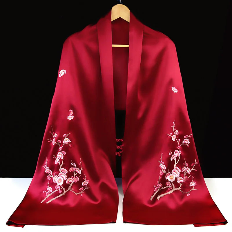 Xiuzhuang self sells holiday gifts to give elders scarves, 2023 new Suzhou embroidered shawl scarves, Chinese style