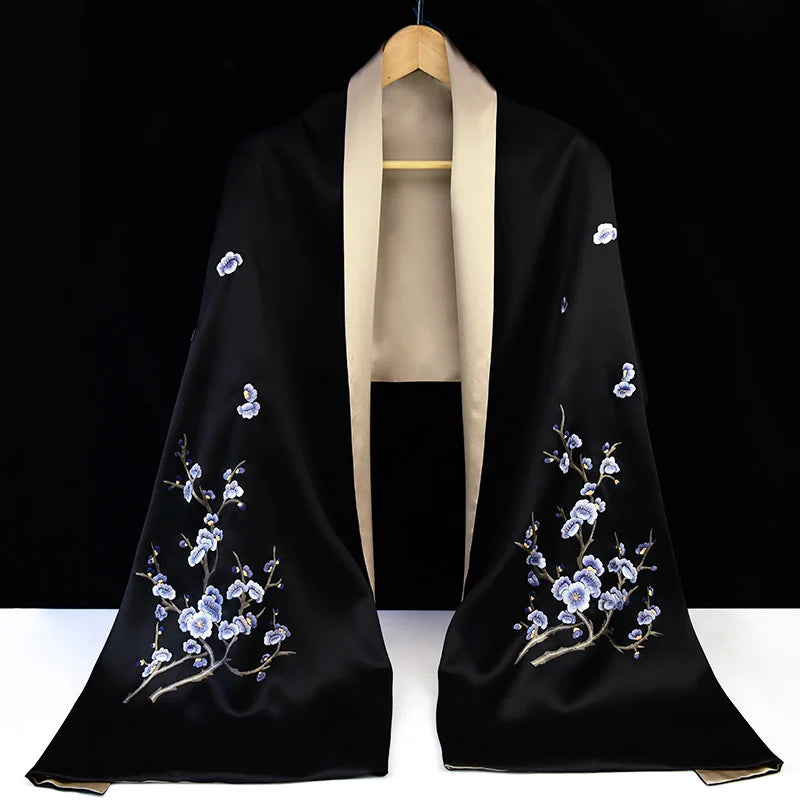 Xiuzhuang self sells holiday gifts to give elders scarves, 2023 new Suzhou embroidered shawl scarves, Chinese style