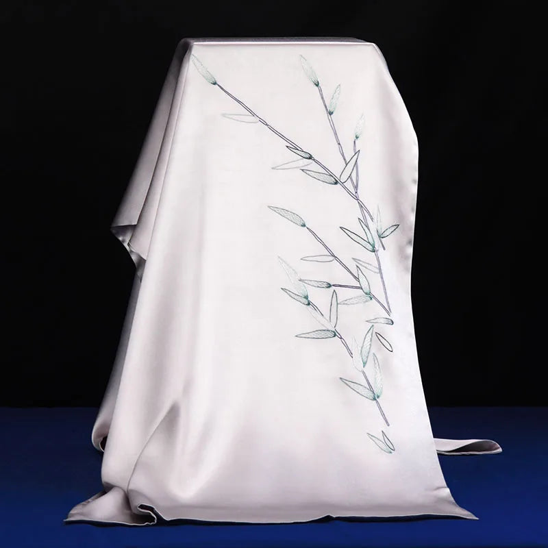 Xiuzhuang self sells new 2023 Chinese style special gift scarves, shawls, handmade Suzhou embroidery women's scarves