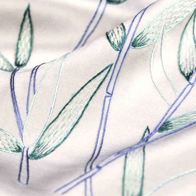 Xiuzhuang self sells new 2023 Chinese style special gift scarves, shawls, handmade Suzhou embroidery women's scarves