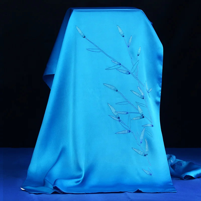 Xiuzhuang self sells new 2023 Chinese style special gift scarves, shawls, handmade Suzhou embroidery women's scarves