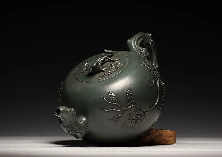 |violet arenaceous a factory old pot of zhu can chlorite big product squirrel grapes pot of the republic of China