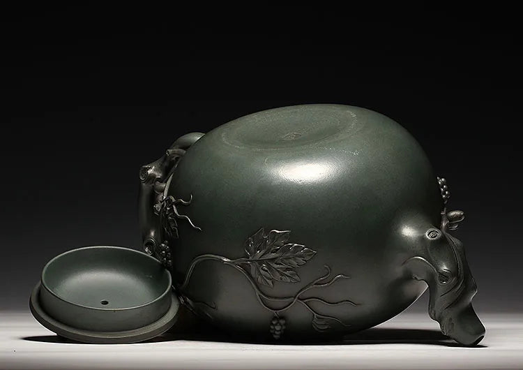 |violet arenaceous a factory old pot of zhu can chlorite big product squirrel grapes pot of the republic of China